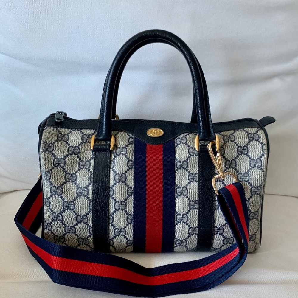 🔴SOLD🔴Gucci Bag - Picture 2 of 8